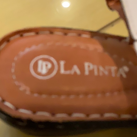 White leather wedges - Picture 2 of 4